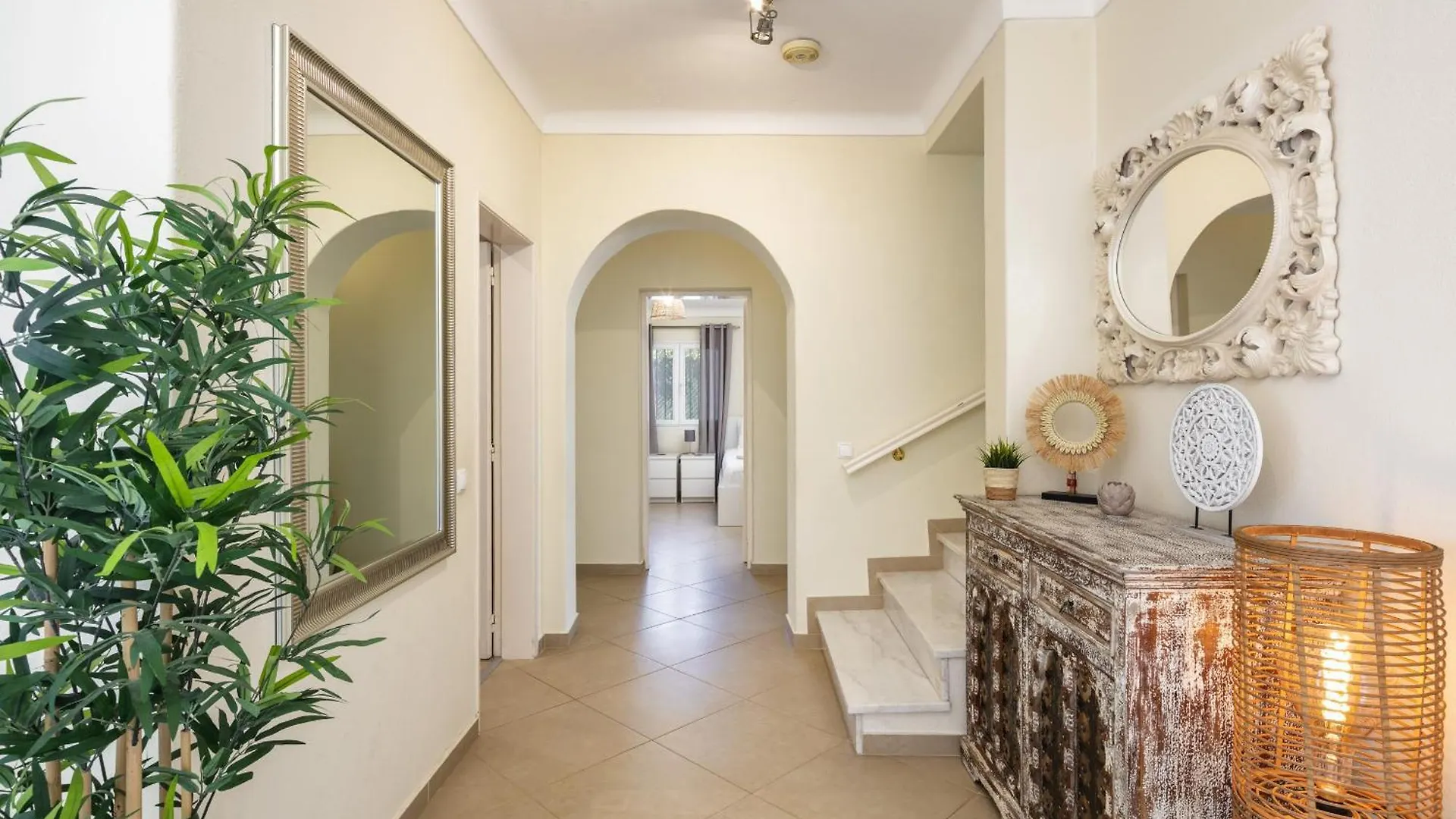 Villa At Walking Distance From Center And Beach! Carvoeiro